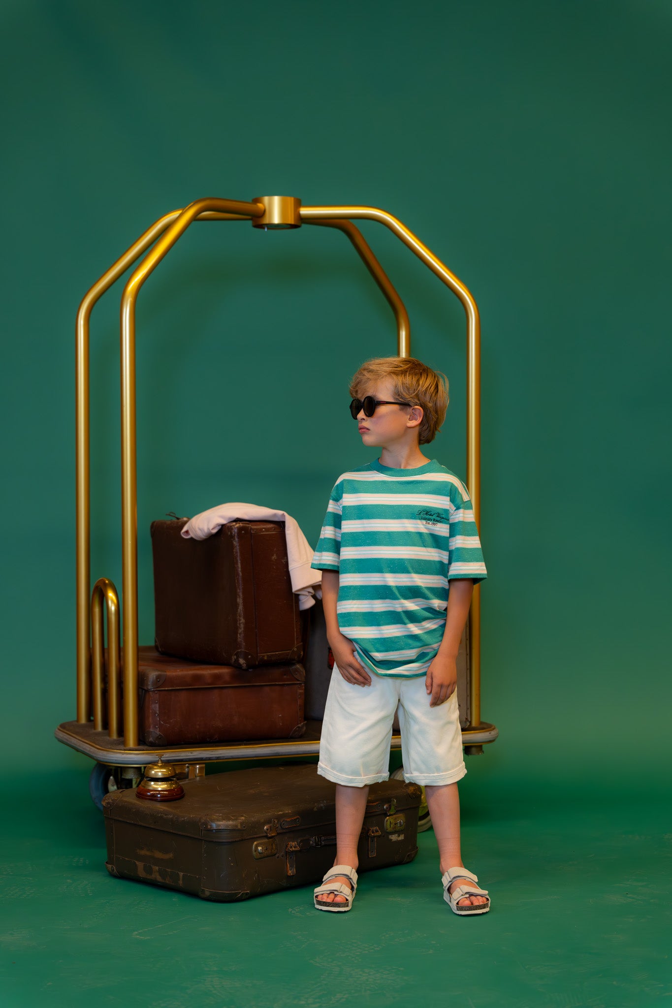 Relaxed Short Christian white